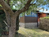 Prodej chaty na Praze 10 ve Strašnicích, výměra 19 m2, zahrada 254 m2., cena 1990000 CZK / objekt, nabízí 