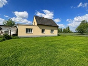 Rodinný dům 4+1 se zahradou v klidné části Bernartic, Jeseník., cena 1790000 CZK / objekt, nabízí 