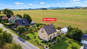 Rodinný dům 4+1 se zahradou v klidné části Bernartic, Jeseník., cena 1550000 CZK / objekt, nabízí 