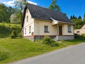 Rodinný dům 3+1 k rekonstrukci se zahradou a garáží | Skorošice., cena 1890000 CZK / objekt, nabízí COREACT reality s.r.o.