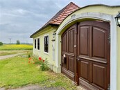 Krásné klasické stavení po rekonstrukci s velkou zahradou ve Štítarech, okr. Znojmo, cena 8500000 CZK / objekt, nabízí 