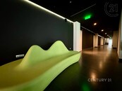 Pronájem krásného bytu 3+kk s terasou 4,7 m2 v domě s wellness, 74 m2 Brno Obřany Fryčajova 29, cena 23800 CZK / objekt / měsíc, nabízí CENTURY 21 All Inclusive Estates