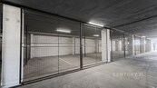 Prodej nadstandardního garážového stání v Brně - ul. Loosova 1c, cena 610500 CZK / objekt, nabízí 