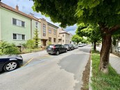 Byt 1+1 26 m2 s terasou 22 m2 a zahradou, Šmejkalova 104, BrnoŽabovřesky, cena 17500 CZK / objekt / měsíc, nabízí 