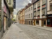 Střešní byt 3+kk 79 m2 se střešní terasou 116 m2 na ul. Panská 12, cena 35000 CZK / objekt / měsíc, nabízí 