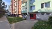 Prodej pěkného bytu 2+1, 50 m2 - Kuřim - ul. Na Loučkách 13, cena 5500000 CZK / objekt, nabízí 