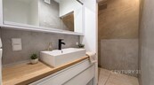 Prodej bytu 3+1 po rekonstrukci, s balkonem a výhledem do zeleně, Brno-Bystrc, ul. Černého