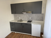 Pronájem bytu 1+kk, 22m2, Starodubečská, Praha 10, cena 15000 CZK / objekt / měsíc, nabízí 