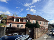 Pronájem bytu 1+kk, 22m2, Starodubečská, Praha 10, cena 15000 CZK / objekt / měsíc, nabízí KINYK Trust s.r.o