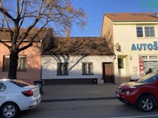 PRONÁJEM DOMU 4+1, 85 m2 - VÝHRADNĚ PRO PRACOVNÍ SKUPINY, cena 25000 CZK / objekt / měsíc, nabízí 