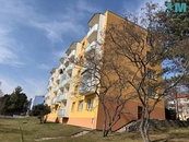 Pronájem bytu 2+1 ,Třebíč - Borovina, lodžie, sklep, cena 13700 CZK / objekt / měsíc, nabízí 