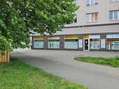 Pronájem obchodních prostor 145 m2, Náměstí Gen. Píky, cena 208 CZK / m2 / měsíc, nabízí Plzeňský servis