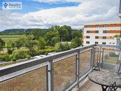 Prodej bytu 3+kk s balkonem, zimní zahradou a parkováním, cena 8000000 CZK / objekt, nabízí