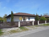 Prodej pěkného domu s velkou zahradou v Českém Meziříčí, cena 6400000 CZK / objekt, nabízí 