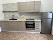 Pronájem bytu 2+1 po kompletní rekonstrukci, terasa, centrum města, cena 16500 CZK / objekt / měsíc, nabízí Sluníčko reality