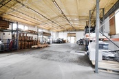 Pronájem výrobního/skladového prostoru 266 m2, Plzeň, cena 29000 CZK / objekt / měsíc, nabízí 