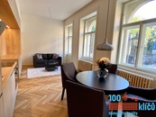 Pronájem bytu 1+kk, 50 m2 Praha Staré Město, cena 22500 CZK / objekt / měsíc, nabízí 100klíčů, a.s.