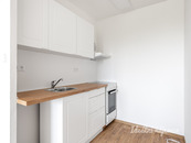Pronájem bytu 2+kk, Jakobiho, Petrovice, 42 m2, cena 18000 CZK / objekt / měsíc, nabízí 