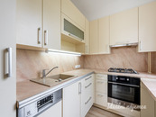 Pronájem bytu 3+kk, Šimůnkova, Kobylisy, 24000 Kč/měs, 62 m2, cena 24000 CZK / objekt / měsíc, nabízí Ideální nájemce