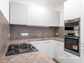 Pronájem bytu 3+kk, Vacínova, Libeň, 87 m2, cena 27500 CZK / objekt / měsíc, nabízí Ideální nájemce