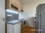 Pronájem bytu 3+1, Taussigova, Kobylisy, 24 000 Kč/měs, 67 m2, cena 24000 CZK / objekt / měsíc, nabízí 