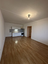 Pronájem bytu 2+kk, Dlouhá, České Budějovice 2, 13300 Kč/měs, 42 m2, cena 12900 CZK / objekt / měsíc, nabízí 