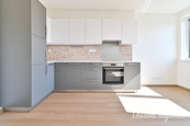 Pronájem bytu 1+kk, Slatinská, Židenice, 12.900 Kč/měs, 32 m2, cena 12900 CZK / objekt / měsíc, nabízí 