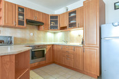 Pronájem bytu 3+kk, Praha 10, Padovská, 27 400Kč, park. stání, 70 m2, cena 27400 CZK / objekt / měsíc, nabízí 