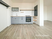 Prodej bytu 2+kk, 53 m2 s balkonem, centrum Kuřimi, cena 5490000 CZK / objekt, nabízí 