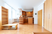 Pronájem 1+kk, Praha - Žižkov, Jeseniova, 17 200  Kč / měsíc, 31 m2, cena 17200 CZK / objekt / měsíc, nabízí Ideální nájemce