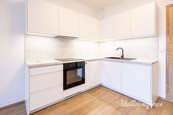 Pronájem bytu 1+kk, Štěchovická, Strašnice, 34 m2, cena 17990 CZK / objekt / měsíc, nabízí 