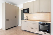 Pronájem bytu 1+kk, Domalípova, Hloubětín, 20.800 Kč/měs, 32 m2, cena 20800 CZK / objekt / měsíc, nabízí 