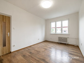 Pronájem bytu 2+1, Nad úžlabinou, Malešice, 22900 Kč/měs, 54 m2, cena 22900 CZK / objekt / měsíc, nabízí 