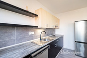 Pronájem bytu 1+kk, Topolová, Záběhlice, 30 m2, cena 15900 CZK / objekt / měsíc, nabízí Ideální nájemce