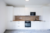 Pronájem bytu 3+kk, Gerstelova, Vysočany, 82 m2, cena 35000 CZK / objekt / měsíc, nabízí 