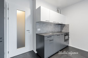 Pronájem bytu 1+kk, Poděbradská, Vysočany, 17000 Kč/měs, 33 m2, cena 17000 CZK / objekt / měsíc, nabízí 