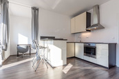 Pronájem bytu 1+kk Farkašova, Praha 14 - Kyje, 16900 Kč/měsíc, 31m2, cena 16900 CZK / objekt / měsíc, nabízí 