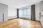 Pronájem bytu 1+kk, Závišova, Nusle, 22800 Kč/měs, 33 m2, cena 22800 CZK / objekt / měsíc, nabízí Ideální nájemce