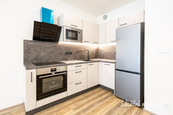 Pronájem bytu 1+kk, Gerstelova, Vysočany, 37 m2, cena 18900 CZK / objekt / měsíc, nabízí Ideální nájemce