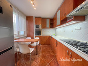 Pronájem bytu 3+1, Kuršova, Bystrc, 79 m2, cena 22500 CZK / objekt / měsíc, nabízí 