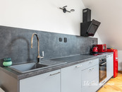 Pronájem bytu 1+kk, Černomořská, Vršovice, 51 m2, cena 22900 CZK / objekt / měsíc, nabízí 