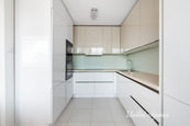 Pronájem bytu 3+1, Sládkovičova, Krč, 62 m2, cena 25900 CZK / objekt / měsíc, nabízí 