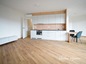 Pronájem bytu 1+kk, Podveská, Komín, 51 m2, cena 19000 CZK / objekt / měsíc, nabízí 