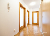 Pronájem bytu 2+1, Mydlářka, Dejvice, 23600 Kč/měs, 55 m2, cena 23600 CZK / objekt / měsíc, nabízí Ideální nájemce
