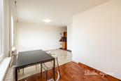Pronájem bytu 1+kk, cena 15490 CZK / objekt / měsíc, nabízí 