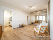 Pronájem bytu 1+1 s lodžií, Bramboříková, Záběhlice, 17 000 Kč/měs, 32 m2, cena 17000 CZK / objekt / měsíc, nabízí 
