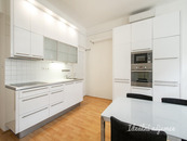Pronájem bytu 2+kk, Krymská, Vršovice, 24000 Kč/měs, 51 m2, cena 24000 CZK / objekt / měsíc, nabízí 