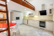 Pronájem bytu 1+1, Radlická, Smíchov, 22500Kč/měs, 43 m2, cena 22500 CZK / objekt / měsíc, nabízí 