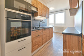 Pronájem bytu 2+1, Brněnská, Šlapanice u Brna, 21 000 Kč/měs, 61 m2, cena 21000 CZK / objekt / měsíc, nabízí 
