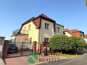 Prodej, Rodinné domy, 946 m2 - Škvorec, cena 14590000 CZK / objekt, nabízí
